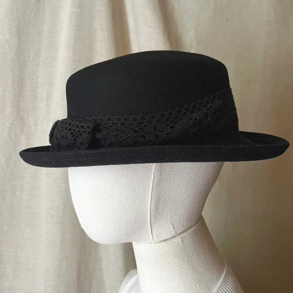Vintage Arlin Black 100% Wool Fedora Hat USA Crochet Lace Bow Trim
